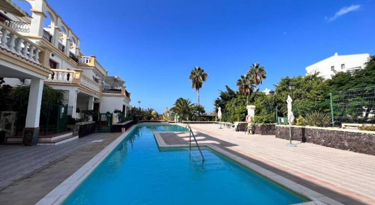 Apartment with terrace & heated pool | Suitable for remote work | Dogs allowed — photo 3