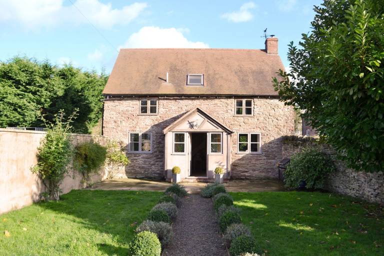 Hampton Wafre Cottage