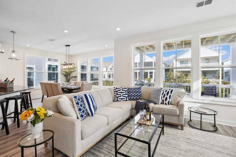 3 Talon CT @ Fish Haul Beach FREE Heated Pool Walk to Beach Pet-Friendly in Hilton Head Island, SC