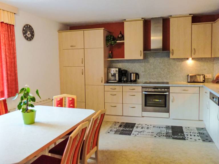 Charming holiday apartment with yard | Pet-friendly — photo 3
