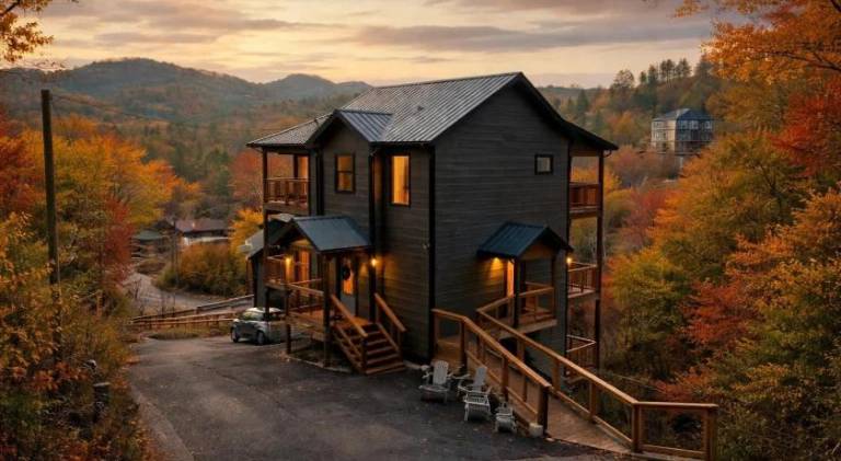 Vacation home with pool | Good for workation | Dogs allowed in Gatlinburg, TN