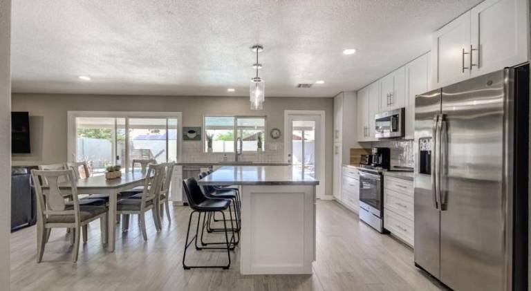 Ample house | Dogs allowed — photo 4