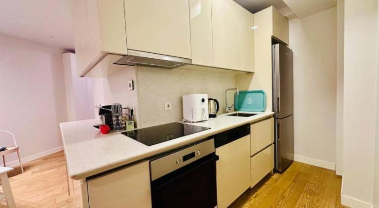 Fully equipped apartment with patio & garden | Next to Galata Tower | Good for workation | Pets are welcome — photo 2