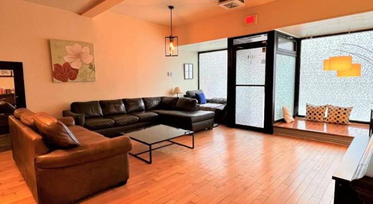 Rental apartment with patio | Perfect for remote work — photo 4