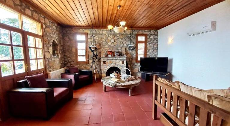 Villa with sea views in Faralya — photo 5
