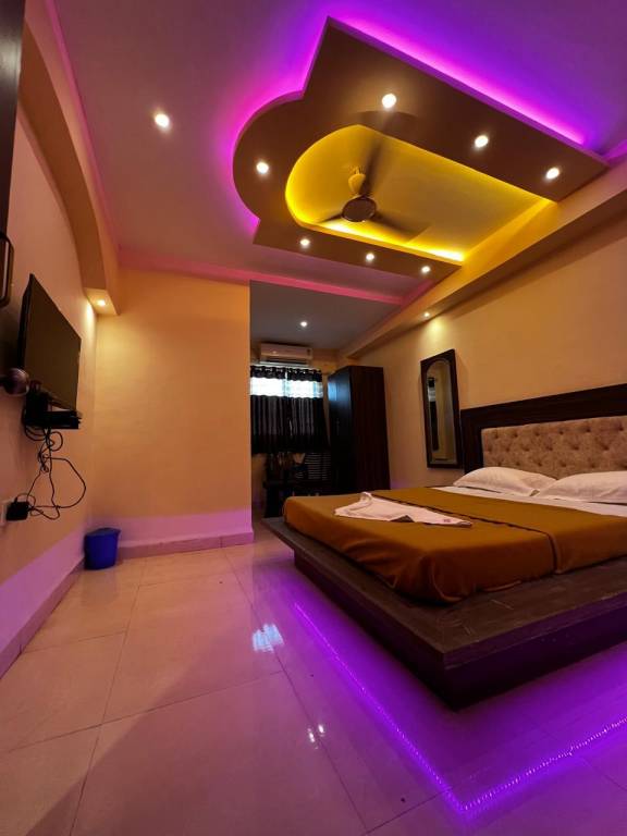 Galaxy Executive Lodging