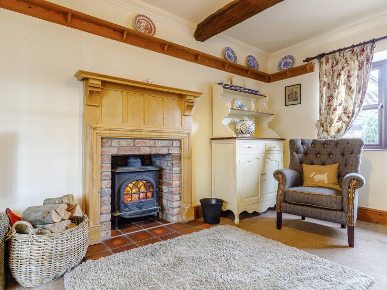 Family-oriented cottage with garden | Pet-friendly — photo 2