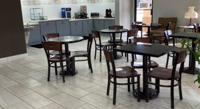 Mockingbird Inn & Suites — photo 5