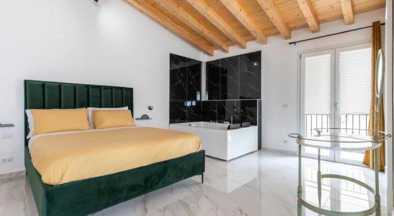 Vacation home with grill & garden in Palermo