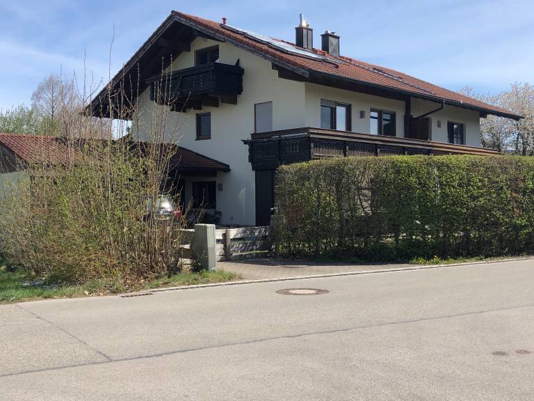 Ferienwohnung mit Hund inChieming Chiemsee f&uuml;r max. 2 Personen