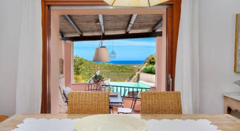 Villa with pool | Pets are welcome in Arzachena