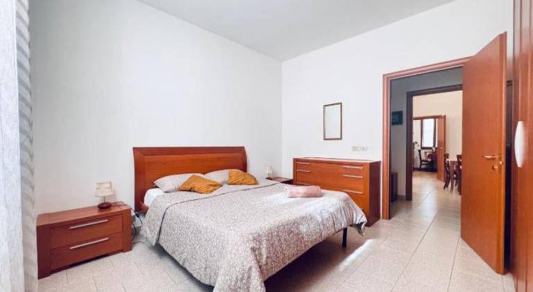 Holiday apartment with 2 rooms for 6 persons in Bergamo