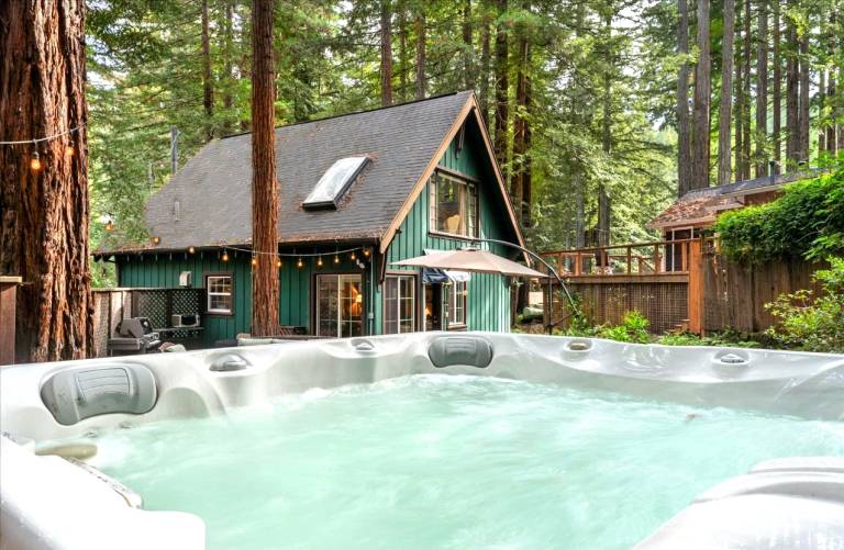 House Guerneville
