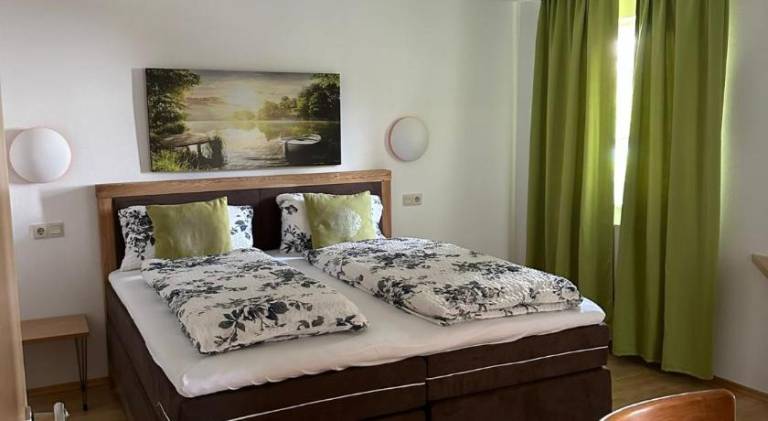 Hotel 7 Winden