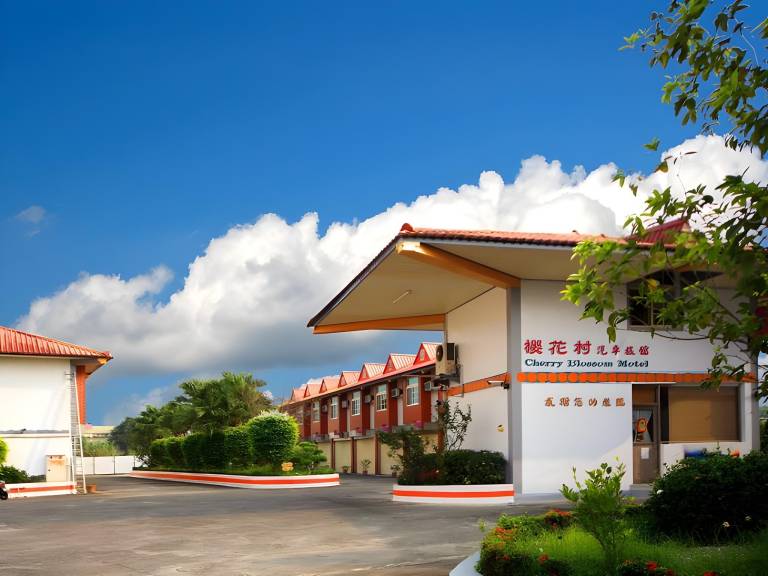 Cherry Blossom Motel in Puli