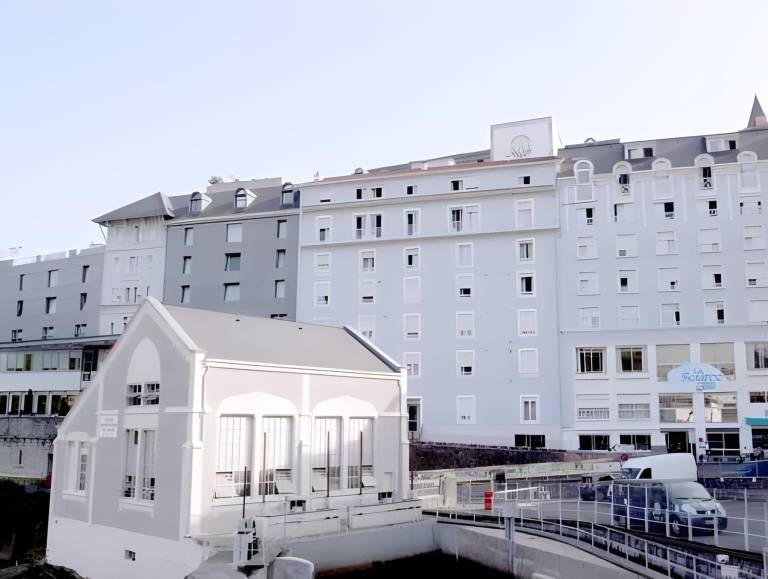 Hotel La Source in Lourdes