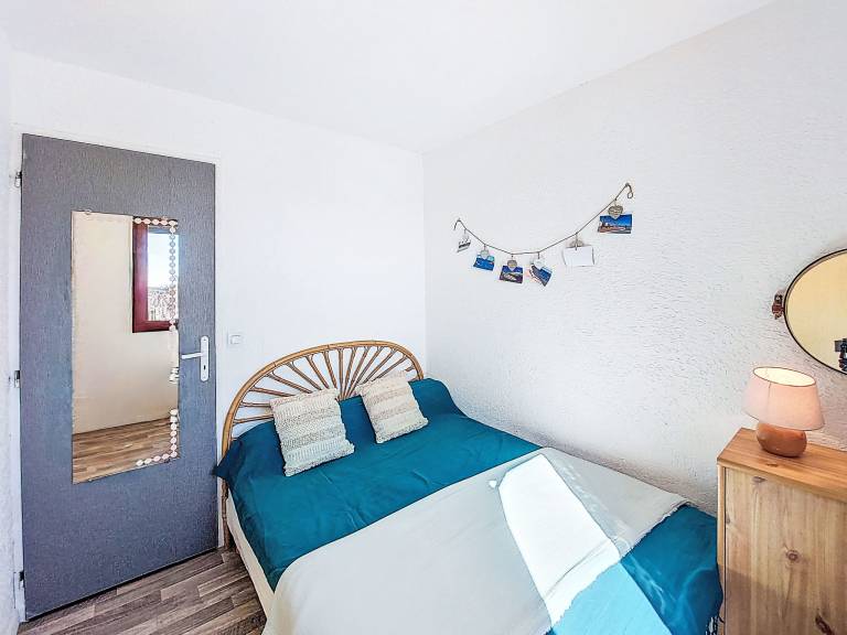 Family-oriented lovely apartment | Mountain view | Next to the beach | Dogs allowed — photo 3