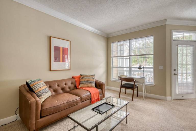 Apartment Waltham