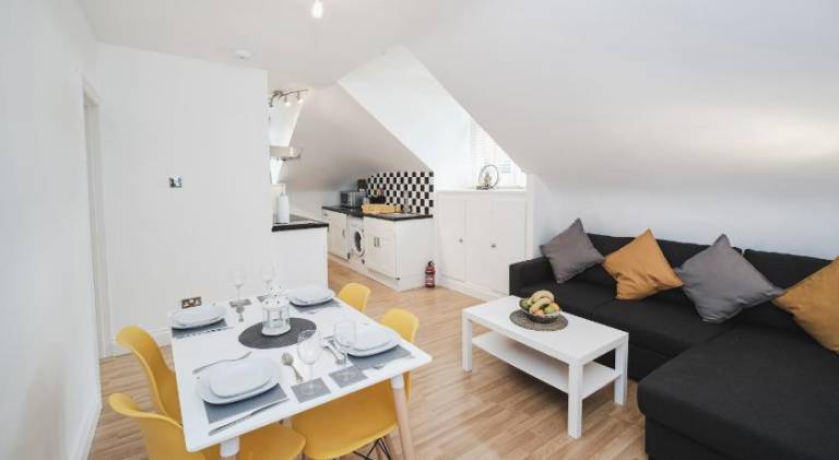 Rental apartment with 2 rooms for 6 persons — photo 2
