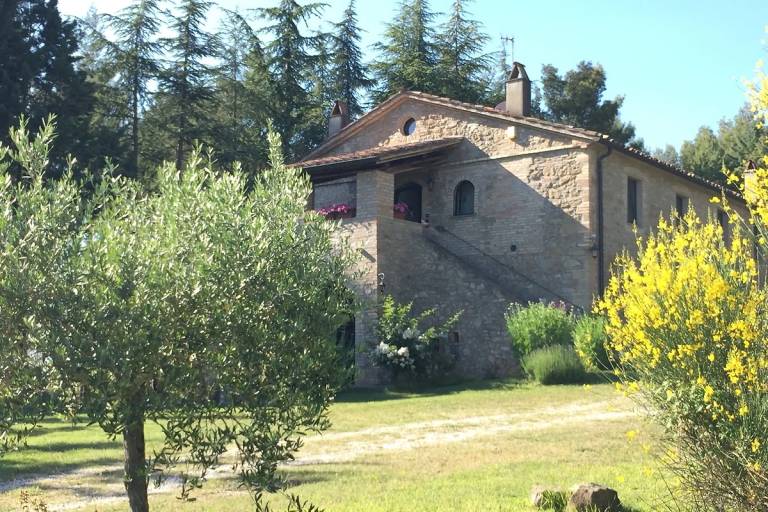 Children-friendly villa with BBQ, private pool & yard | Nature view | Pets allowed in Perugia