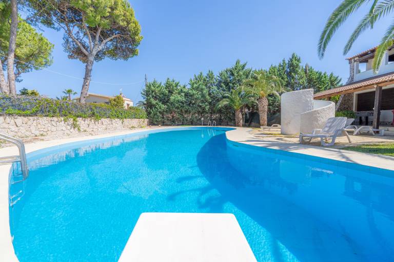 Villa "Bes Beach - Villa Con Piscina" with Sea View, Private Pool & Wi-Fi — photo 2