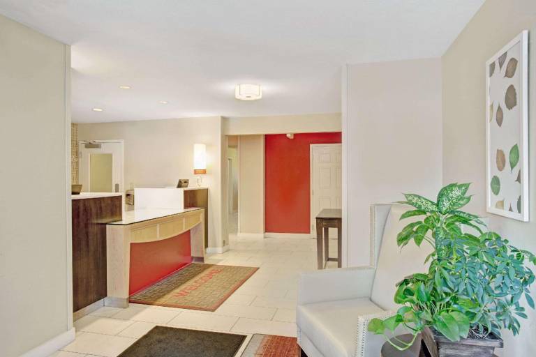 MainStay Suites Salt Lake City Fort Union — photo 3