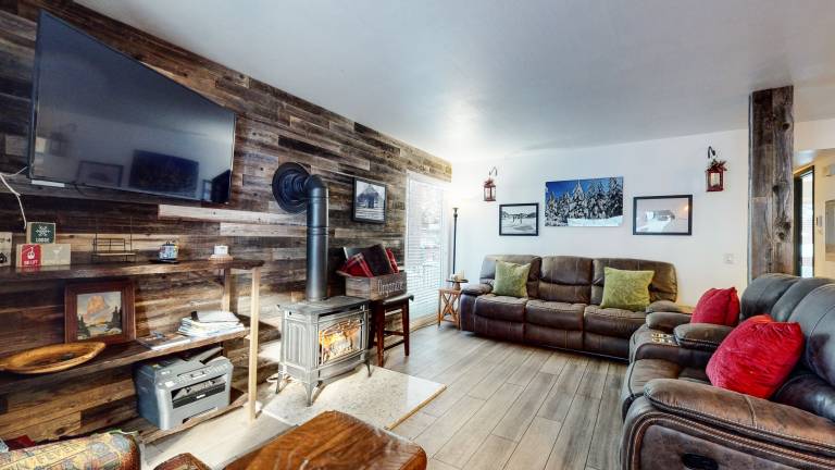Beautiful condo with terrace, sauna & jacuzzi | Close to the ski | Pets allowed — photo 5