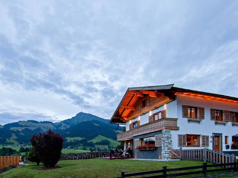House with grill, yard & patio | Nature view — photo 4