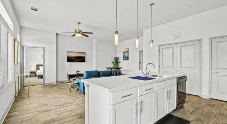Rental apartment with pool — photo 3