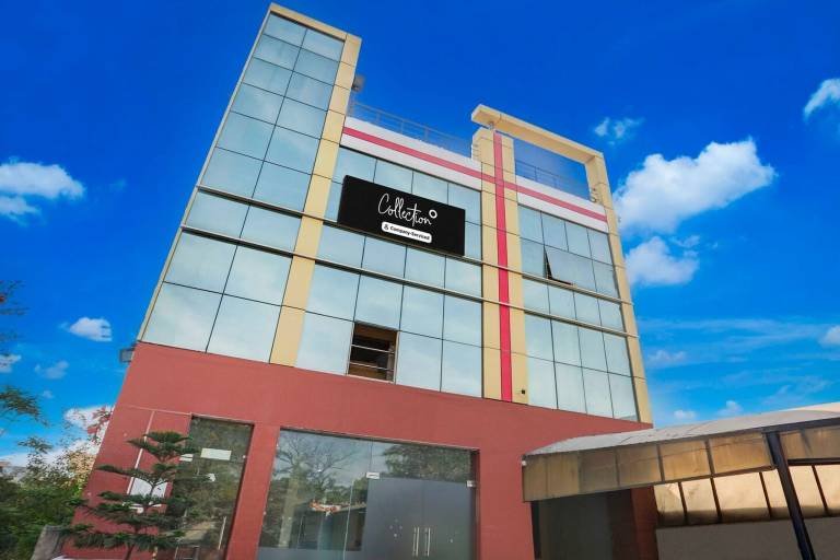 Collection O Sector 4 Gurgaon