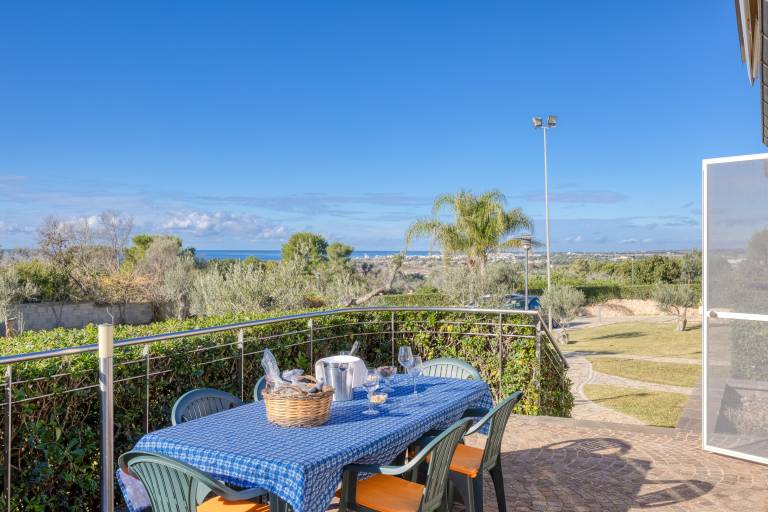 Apartment 'Residence Margherita - Lavanda' with Sea View, Wi-Fi and Air Conditioning in Alliste