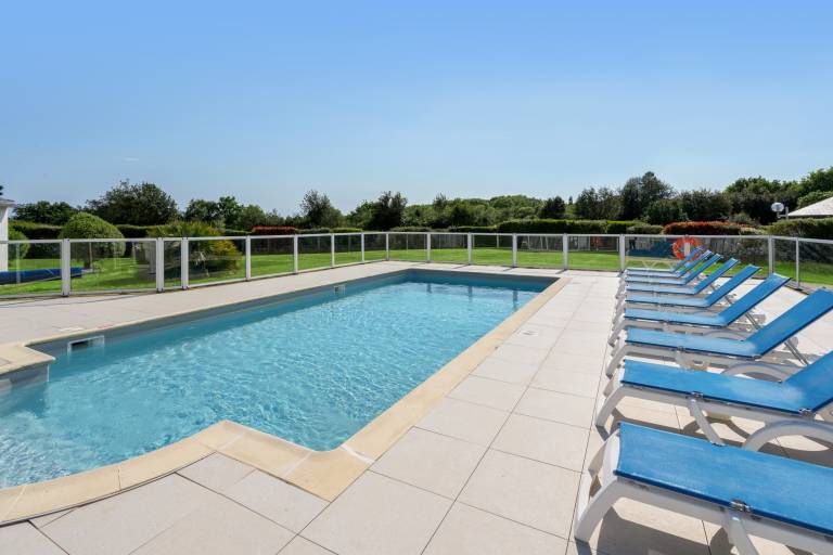 Wonderful holiday apartment with yard, terrace & pool | Pet-friendly — photo 3