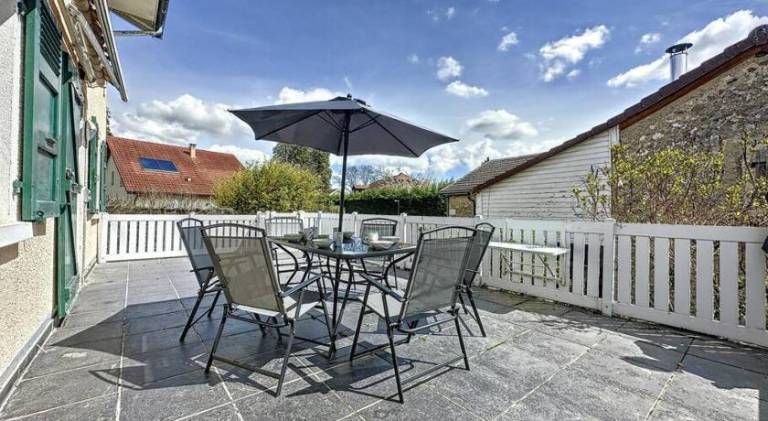 Apartment with 2 rooms for 6 persons — photo 3