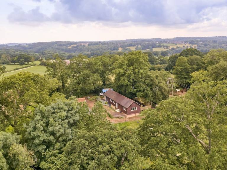 Cottage  Crawley