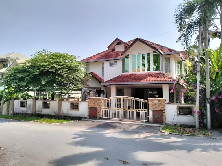 350 m&sup2; Bungalow