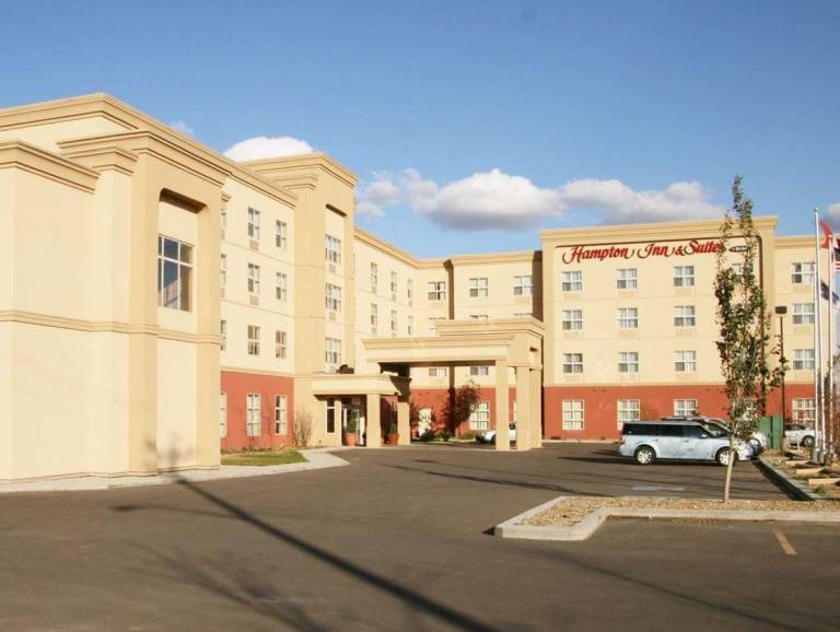 Hampton Inn & Suites by Hilton Edmonton International Airport in Leduc, AB