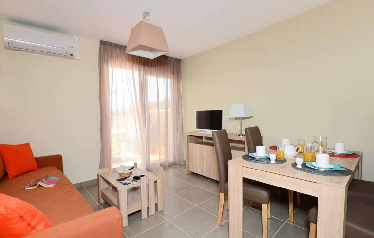 Children-friendly lovely rental apartment with sauna, pool & patio | Dogs allowed — photo 4