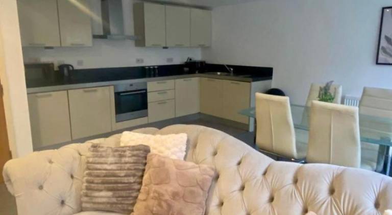 Apartment with 2 rooms for 6 persons in Portsmouth