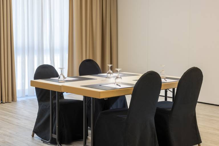 TRYP by Wyndham Rosenheim (DE Rosenheim) - - 10002 — photo 3
