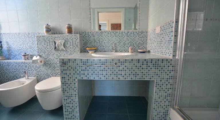 Rental apartment with 2 rooms for 4 persons — photo 2