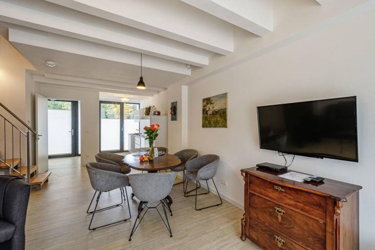 FeWo Ostsee Bernstein: Große 118 m² Wohnung mit Meerblick, Terrasse & 2 Bädern — photo 4