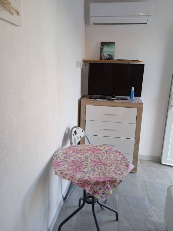Studio with garden, terrace & grill — photo 5