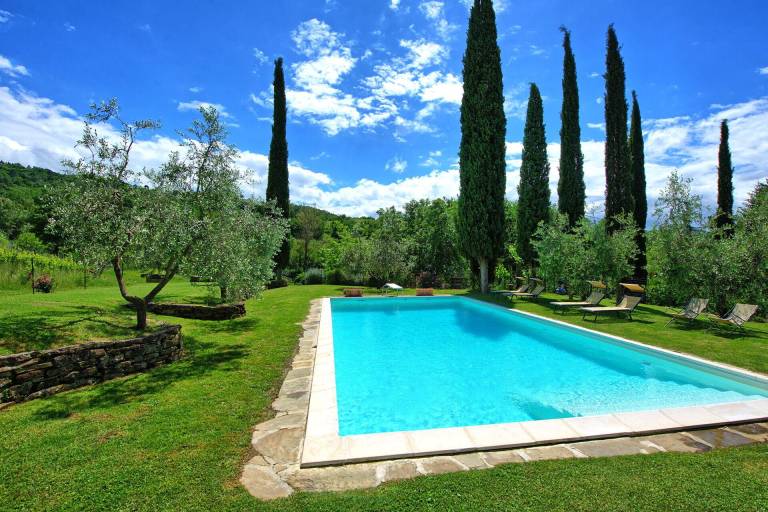 Villa with terrace, barbeque & private pool — photo 2