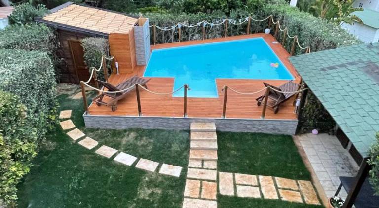 Villa with pool — photo 3