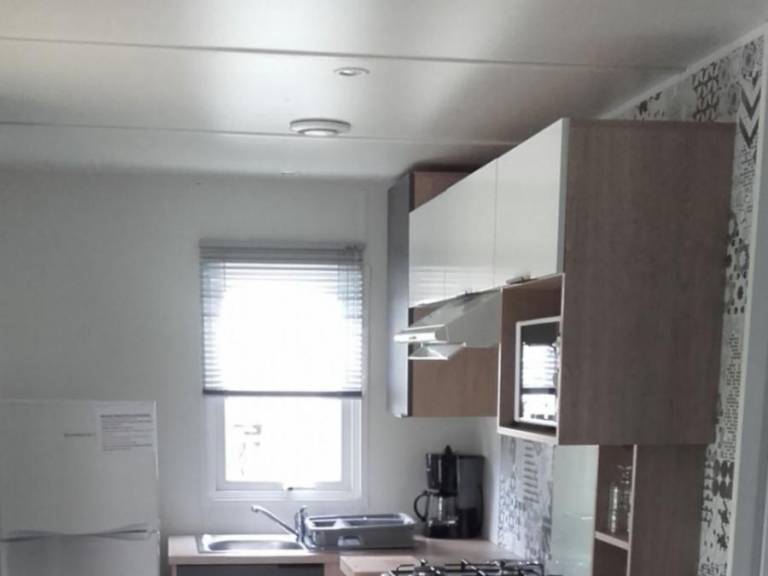 Mobile home with patio — photo 5