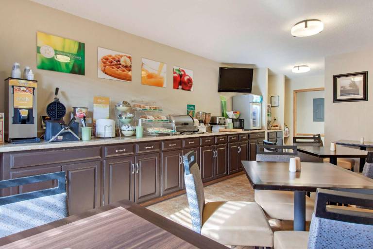 Quality Inn Hays I-70 — photo 3
