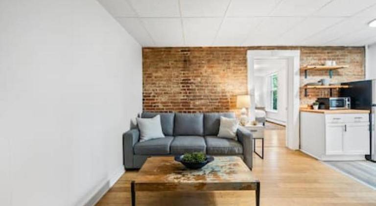 Holiday apartment | Perfect for remote work | Pets allowed in Cincinnati, OH