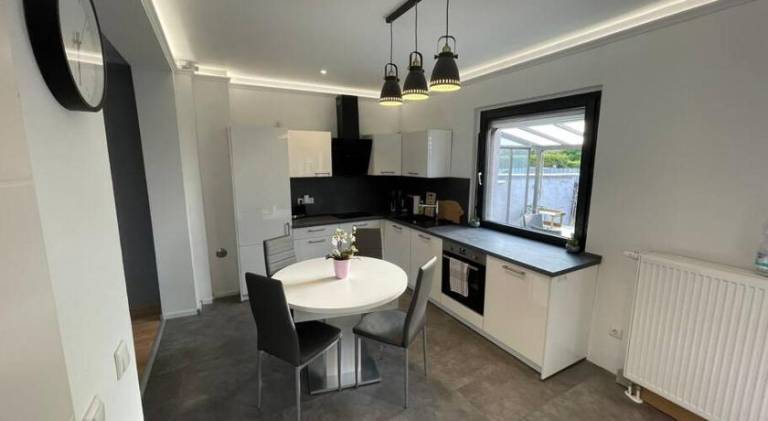 House with 2 rooms for 6 persons — photo 3