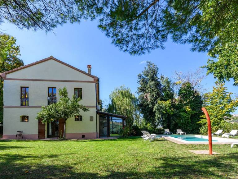 Ample house with barbeque, private pool & garden | Dogs allowed — photo 3