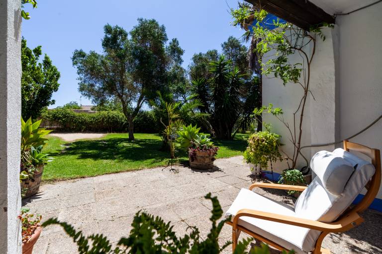 Family-friendly vacation home with terrace, private pool & BBQ | Good for workation | Pets allowed — photo 4